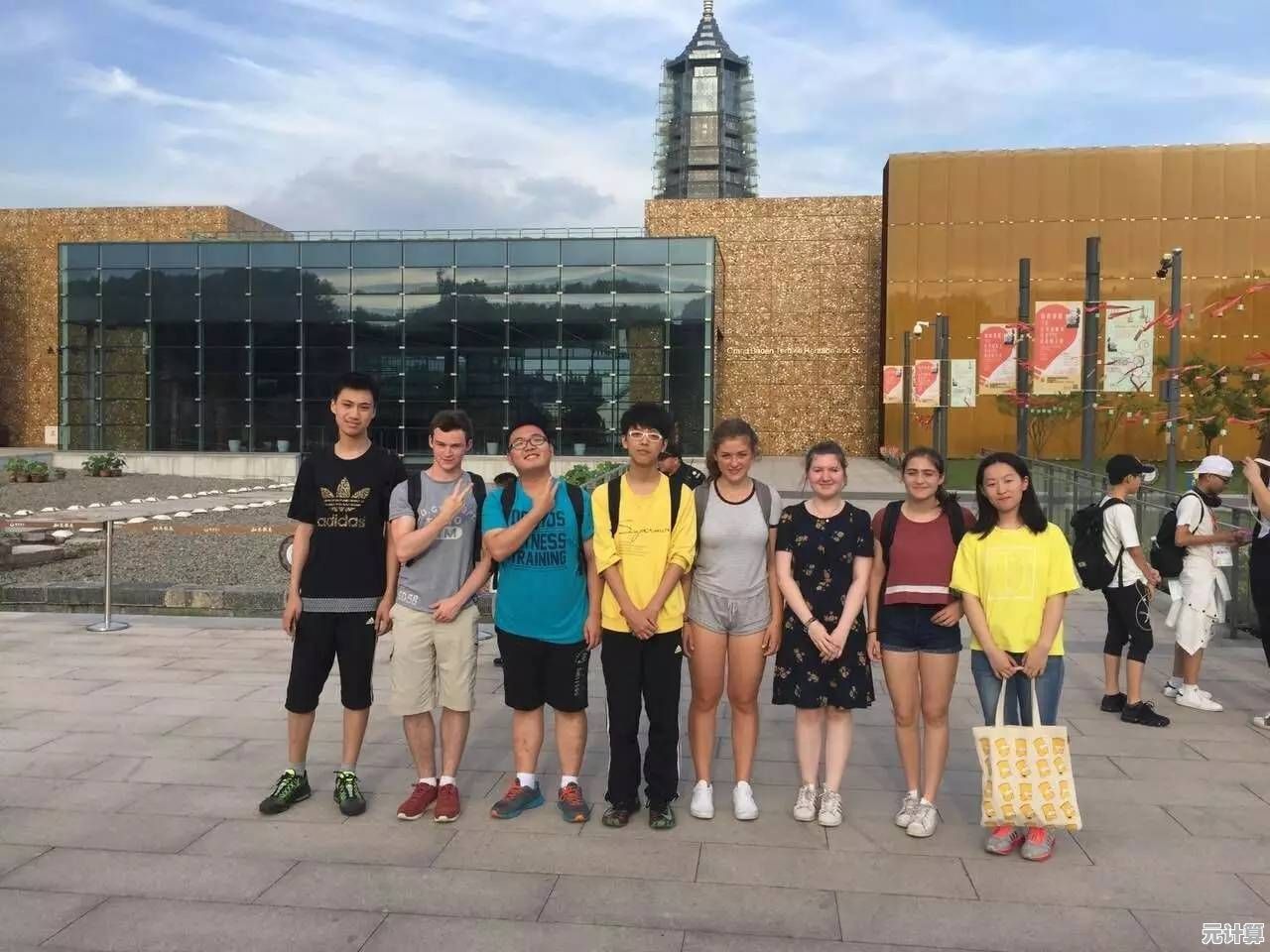 探索电脑桌面背景的无限可能：自定义主题，提升日常使用体验与美感！