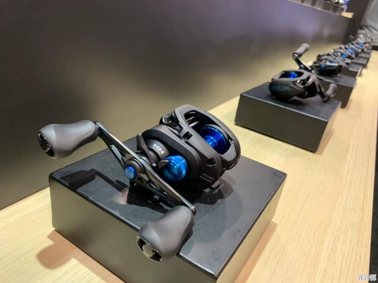 新鱼种、新钓竿、新场景应有尽有，欢乐钓鱼大师体验服》谁能忍住不下载？