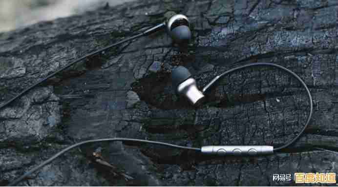 体验高音质电脑耳机，沉浸于纯净音乐之中，感受每一处细节