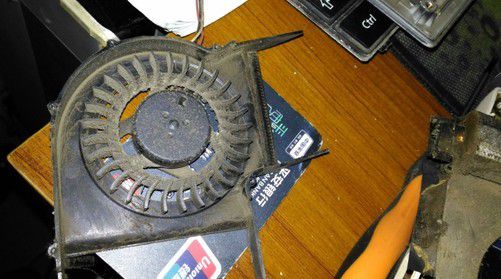 电脑显卡风扇停转?游戏玩家紧急自救指南来了! 电脑显卡风扇停转?游戏玩家紧急自救指南来了!