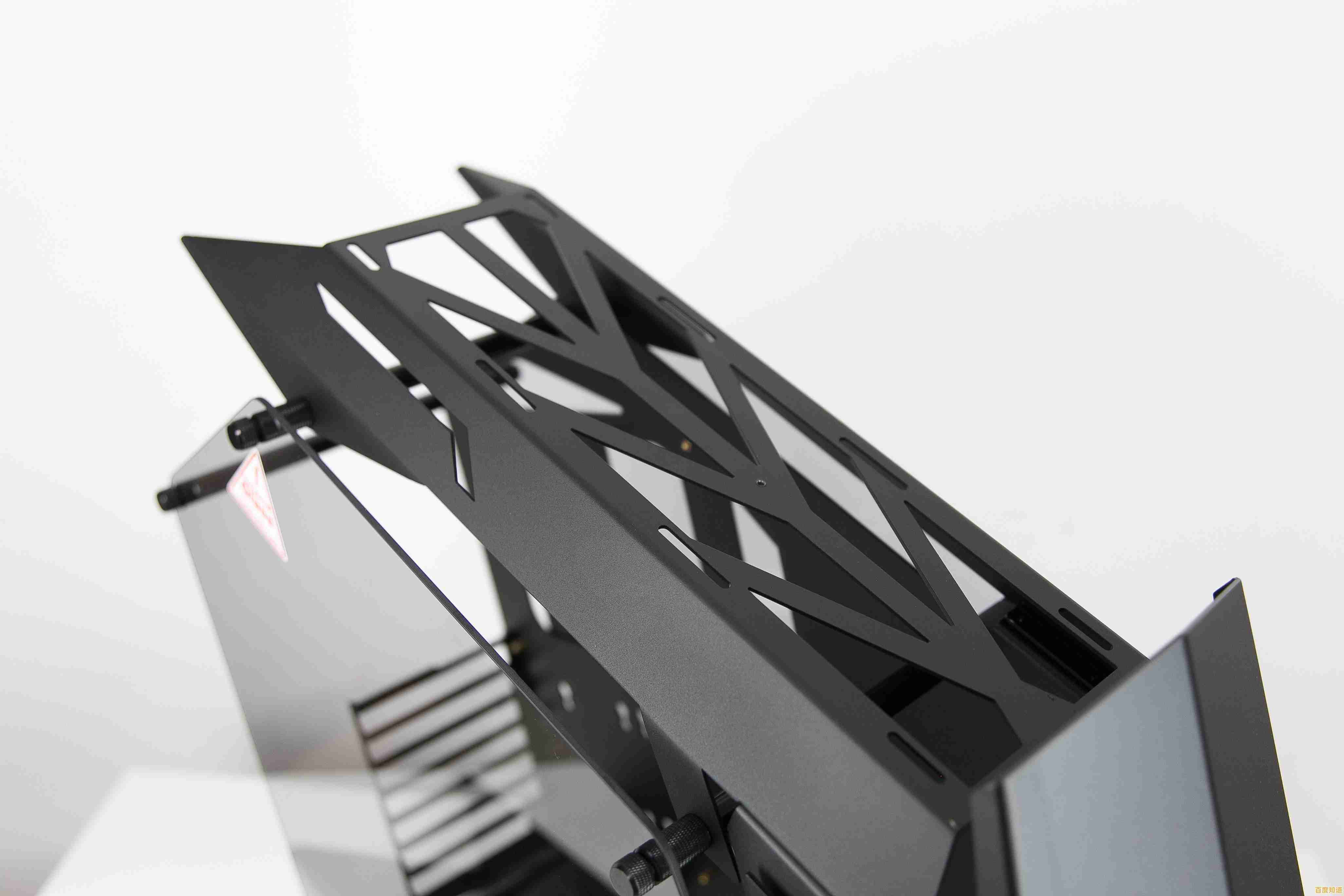 厌倦了普通游戏?机甲机械怪兽》带你挑战强力怪兽与丰富关卡! 厌倦了普通游戏?机甲机械怪兽》带你挑战强力怪兽与丰富关卡!