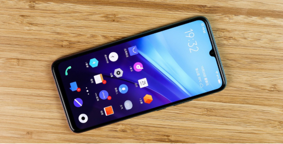 如何挑选最佳智能手机？各品牌性能与体验深度对比